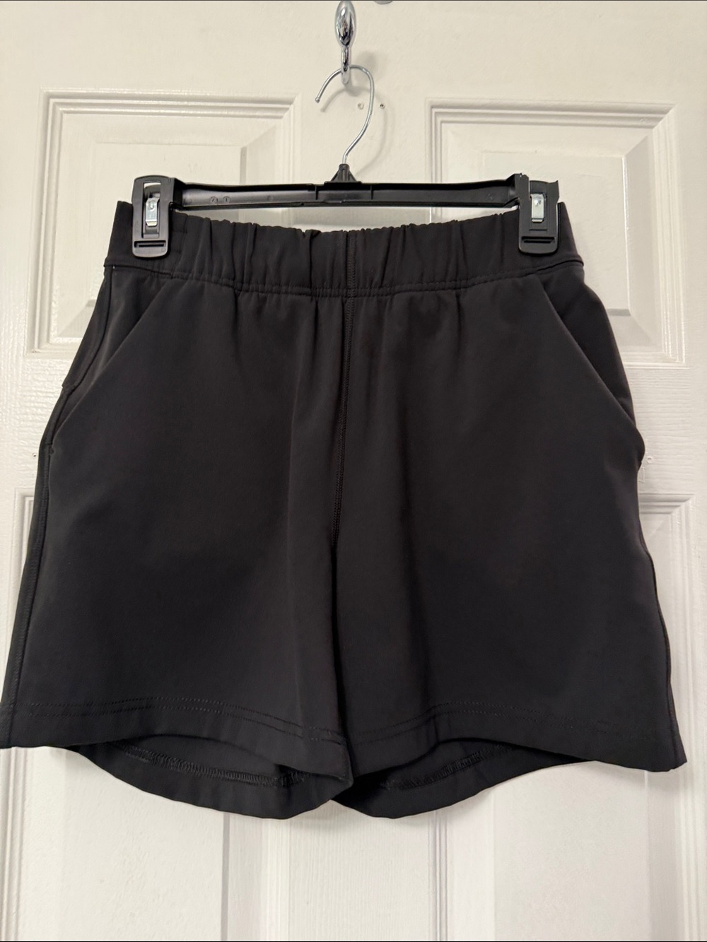 Aritiza The Group Babaton Black Athletic Shorts with Elastic Waist size Small